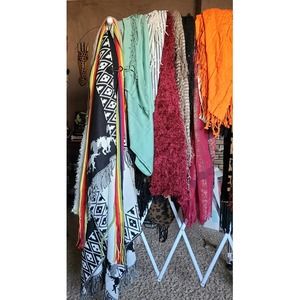 Estate cleanout 25pc Vtg and Y2K-present  scarf shawl wrap lot READ